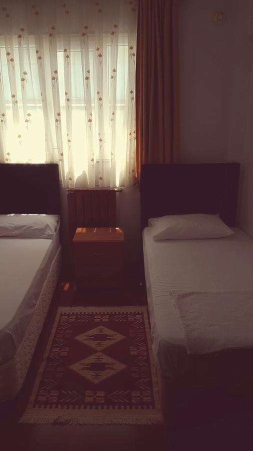 Hotel Parpali Istanboel Buitenkant foto