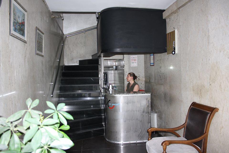 Hotel Parpali Istanboel Buitenkant foto