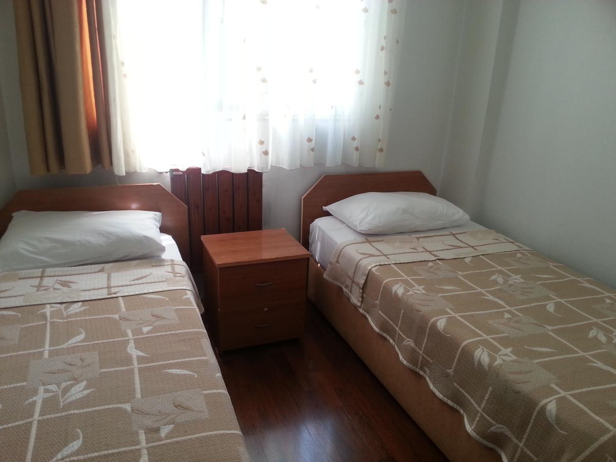 Hotel Parpali Istanboel Buitenkant foto